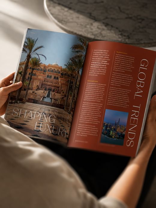 JEL0007 The Edit Mockup Shaping Luxury V2 RT