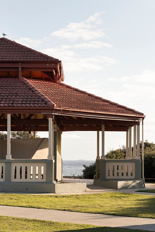 MENTONE LIFESTYLES 211