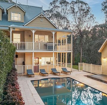18 Amersham Drive, Warrandyte SOLD $2,500,000