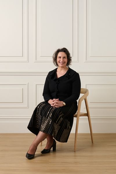 Alison Champion full body image