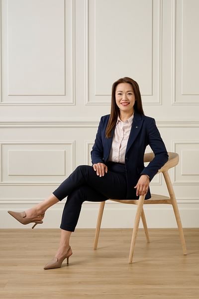 Angel Chong full body image