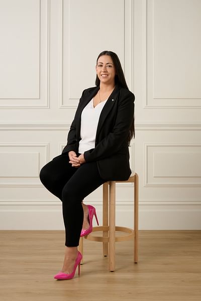 Bianca Nicolacopoulos full body image