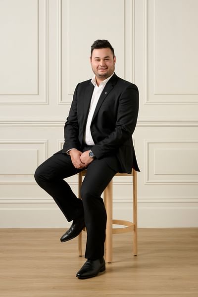 Brandon Antrim full body image