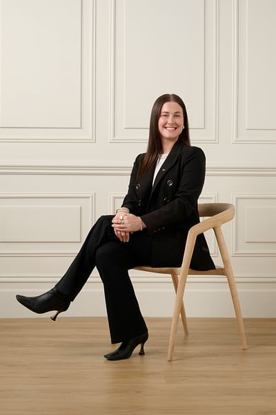 Caitlin Macpherson full body image