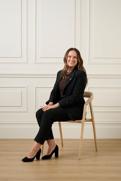 Caishlin Simpson full body image