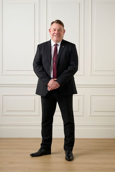 Calvin Reid full body image