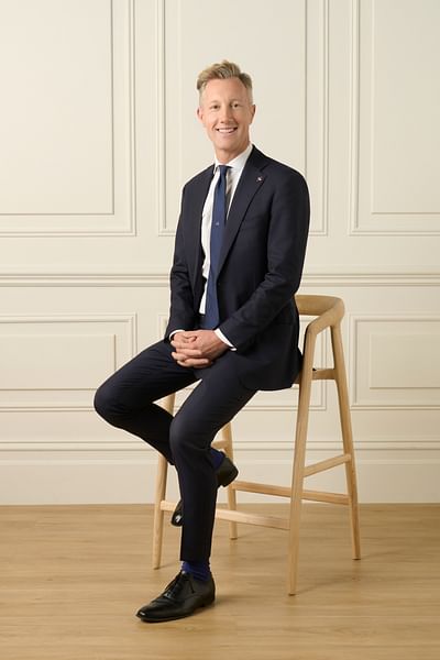 Charles Atkins full body image