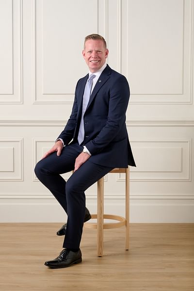 Chris Daly image