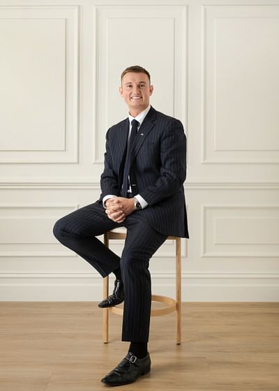 Corey Pabst full body image