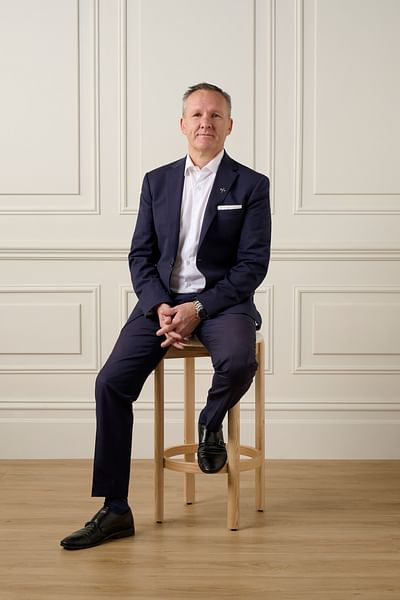 David Macmillan full body image