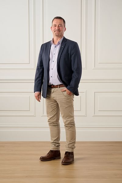 Gary Cooke full body image