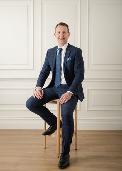 Jon Kett image