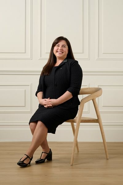 Julie Susnjara image