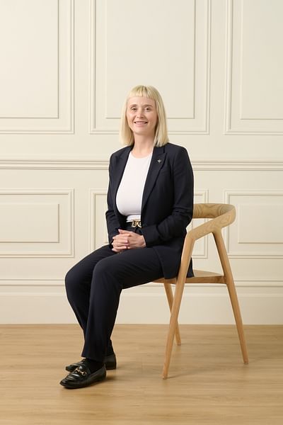 Katie Ryan image