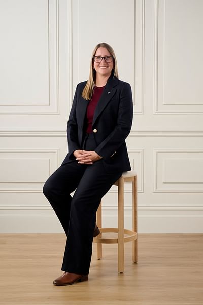 Kerryn Wildenburg full body image