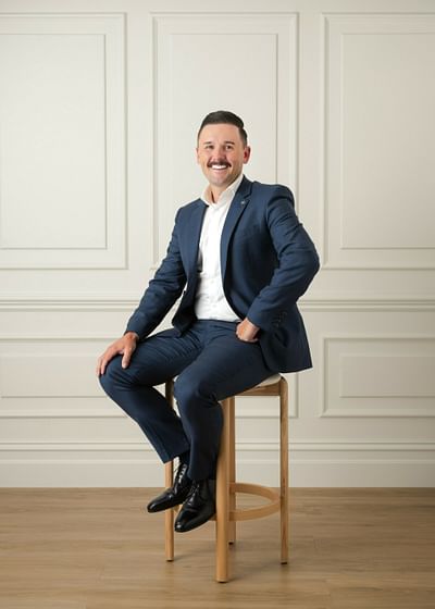 Matt McIntosh full body image