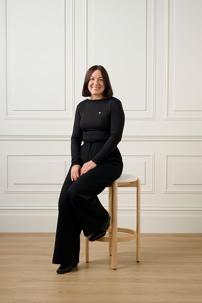 Meaghan Novak full body image