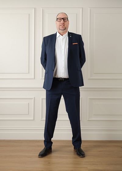 Michael Young full body image