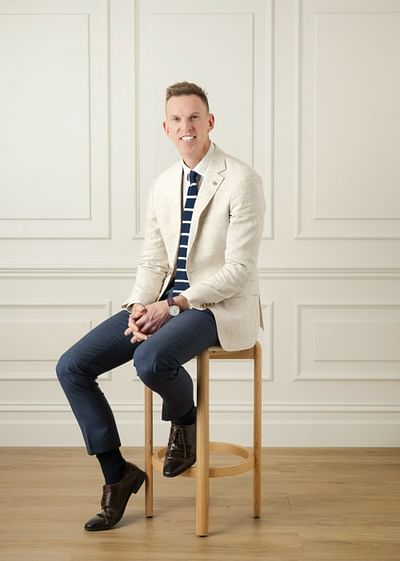 Nick O'Halloran full body image