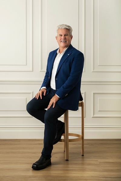 Nick Johnstone image