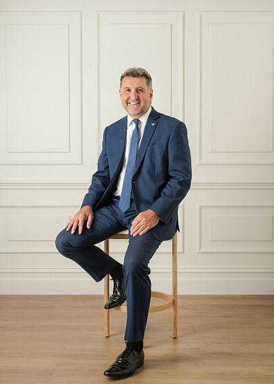Patrick Dennis full body image