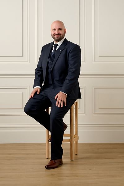 Phillip Pecora full body image