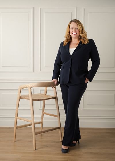 Rhianna Hoyle full body image