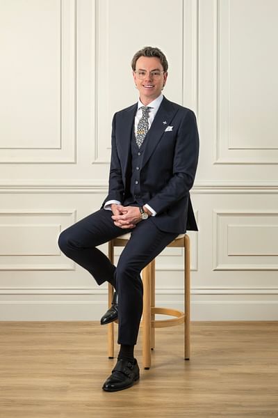 Robert Simpson image