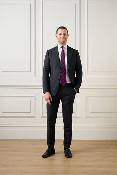 Spiro Vasiliadis full body image