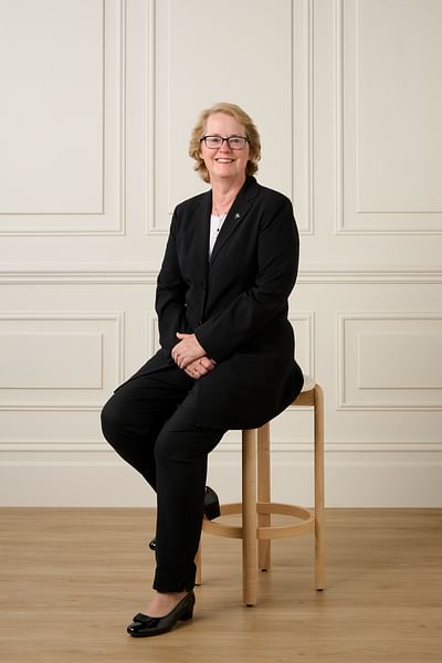Sue Wooldridge image