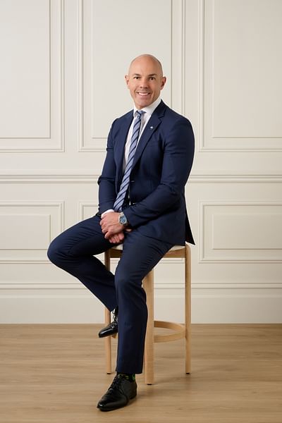 Toby Parker full body image