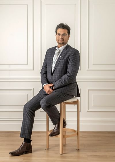 Vishal Sethi full body image