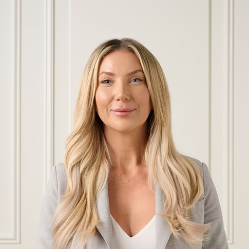 Amie Goddard face image