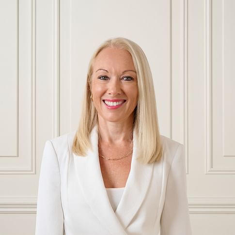 Claire Smith face image