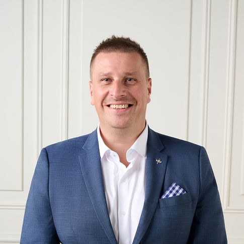Dejan Hovancek face image