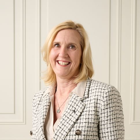 Di Goldsmith face image