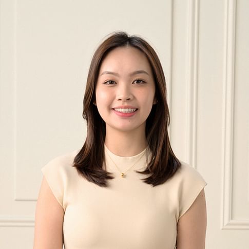 Enika Zhou face image