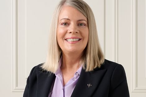 Jennifer Rowe