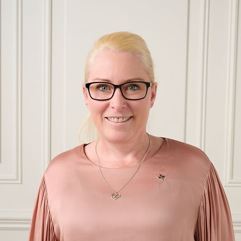 Kate McLellan face image