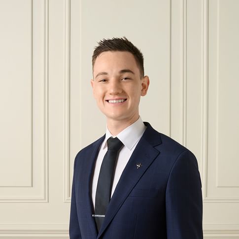 Mitch Grey face image