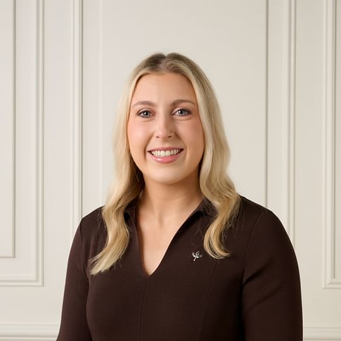 Monique Peeters face image