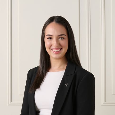 Olivia Debono face image