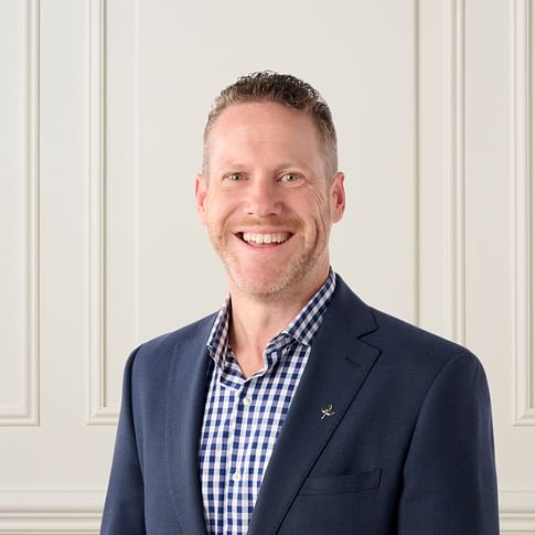 Phil Hayward face image