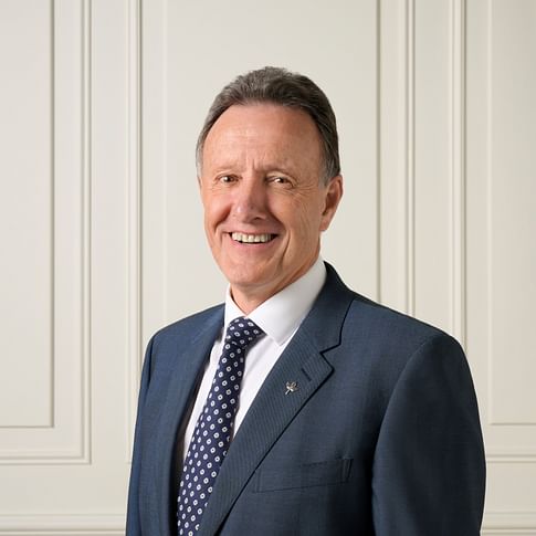 Richard Earle face image