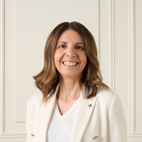 Rita Zoumboulis face image