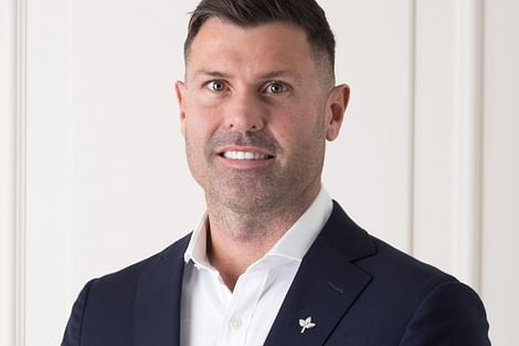 Simon Mason