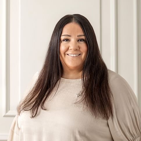 Vicki Lekanis face image