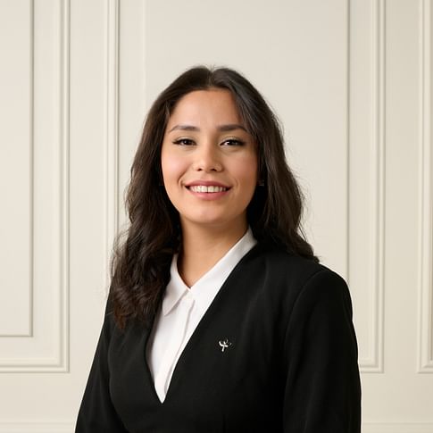Zahra Sharifi face image