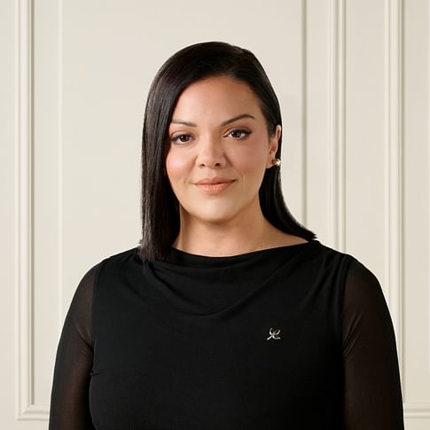 Zeina Issa face image