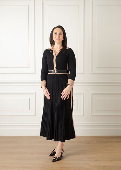 Stacey Petrovski full body image